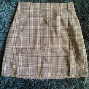 brandy melville cara skirt